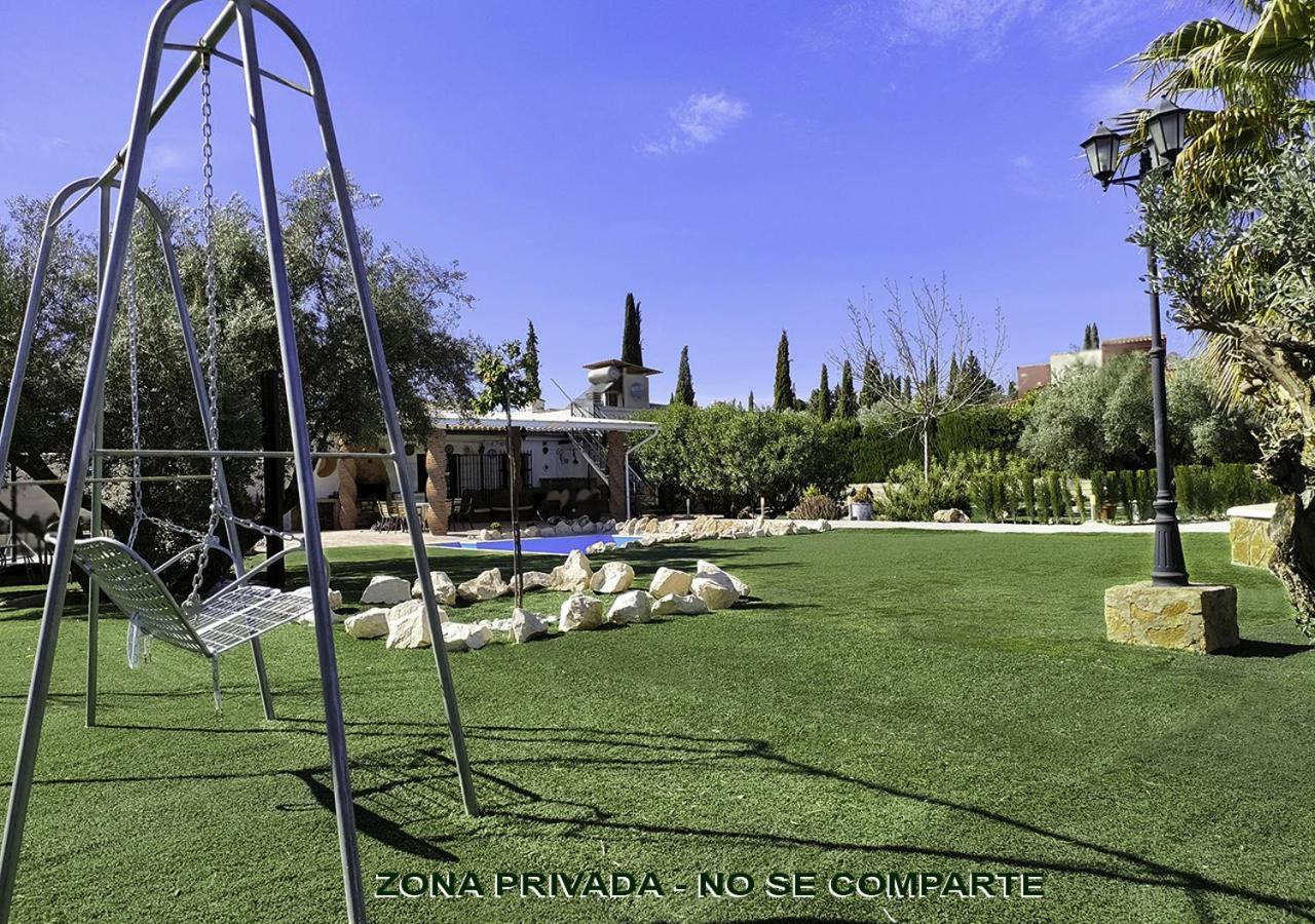 Villa Capricho De Luna Caparacena Exterior photo